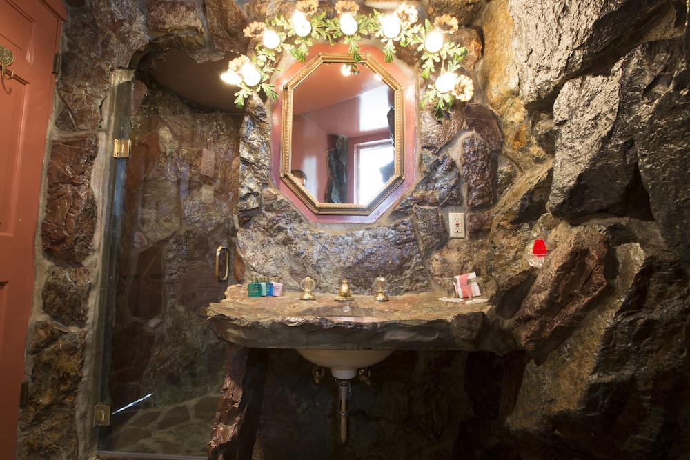 Madonna Inn - photo 311