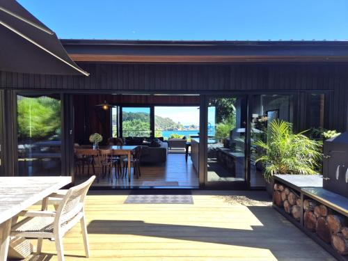 Bonnydoon On the Waterfront in Unknown City, New Zealand