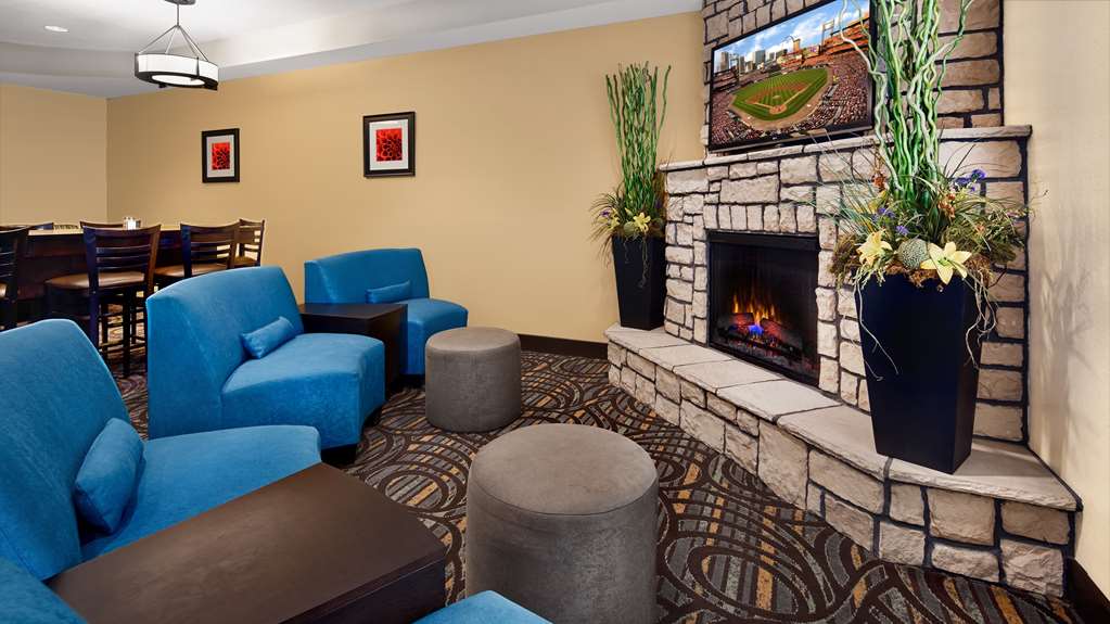 Best Western Plus Washington Hotel - photo 4