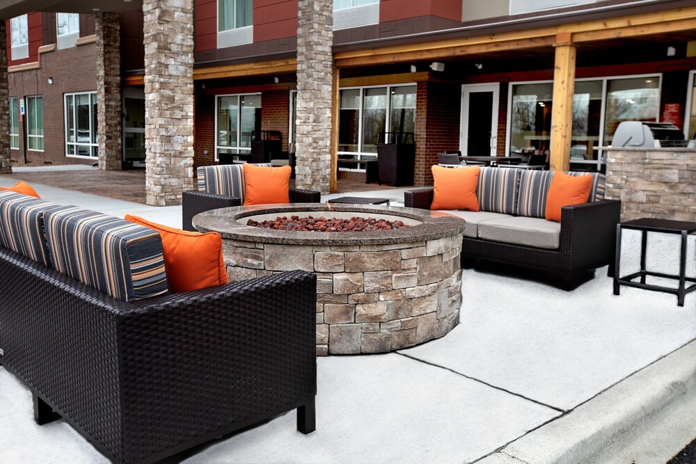 TownePlace Suites by Marriott Louisville Airport - photo 24