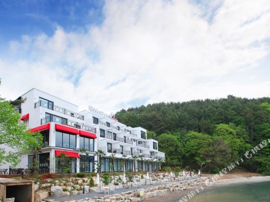 Hidden Beach Resort in Changwon, South Korea