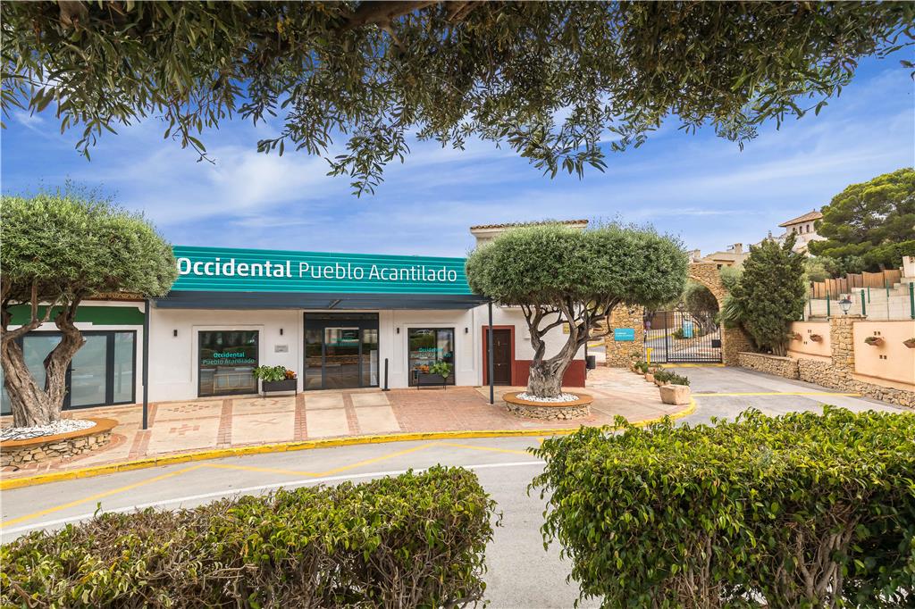 Occidental Pueblo Acantilado — El Campello — photo 2