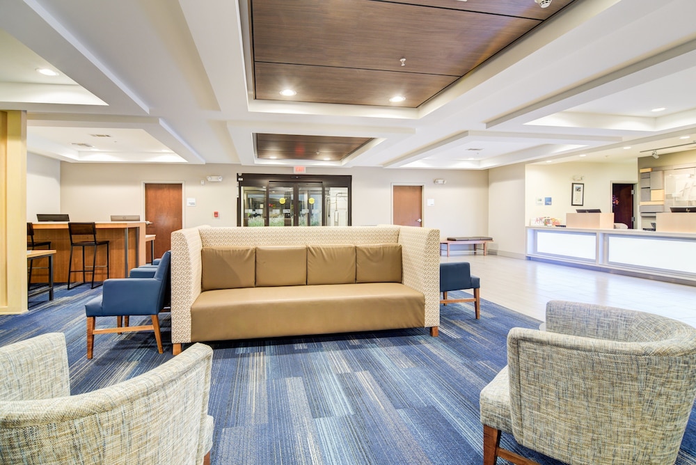 Holiday Inn Express & Suites Foley by IHG - photo 83