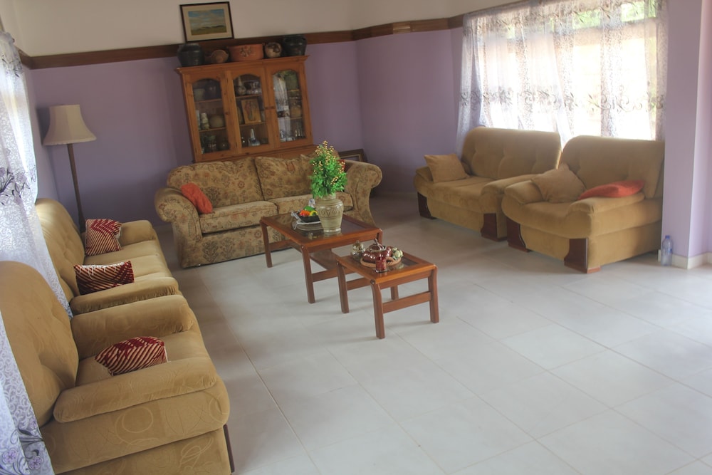 Charlestina Beach Resort — Elmina — photo 5