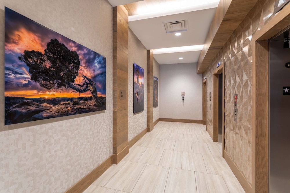 Hilton Garden Inn Albuquerque Downtown - photo 6