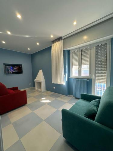 Tra Mare E Castello — 4-Star Luxury Hotel in Barletta, Italy