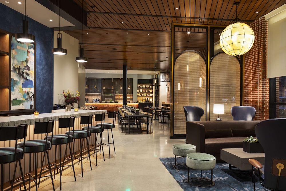 Canopy by Hilton Portland Waterfront - photo 53