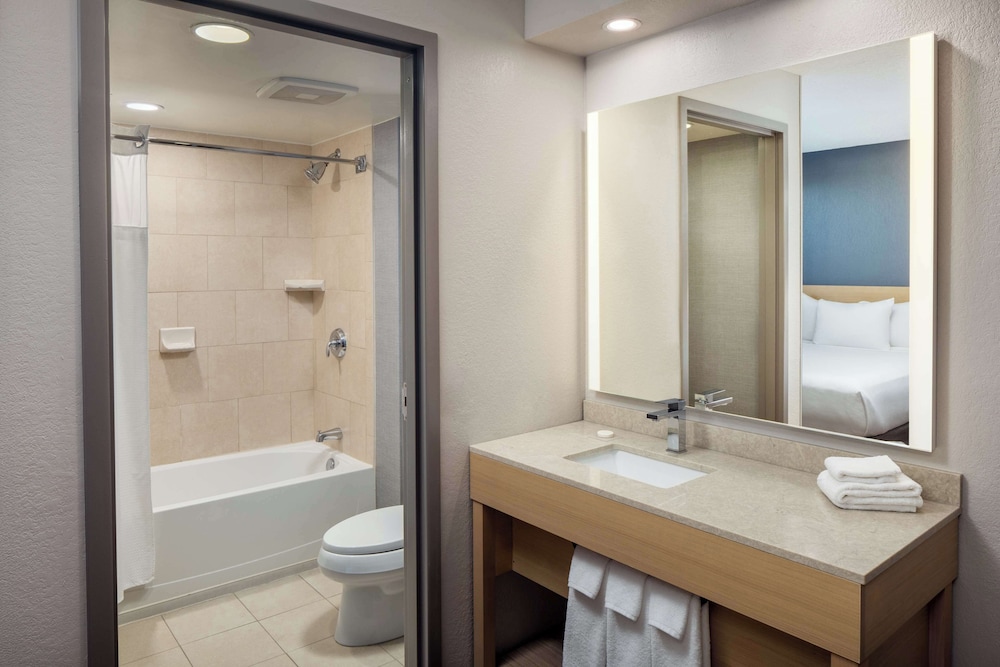 Hyatt Place Lake Mary Orlando North - photo 12