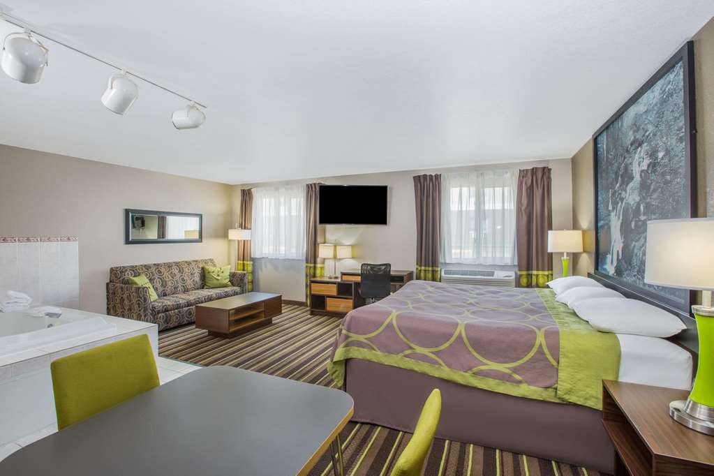 Super 8 by Wyndham Brookings - photo 12