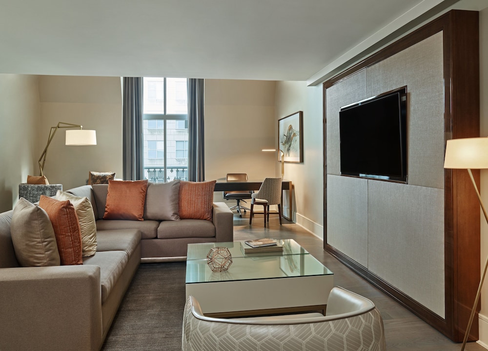 Hotel Crescent Court - photo 28