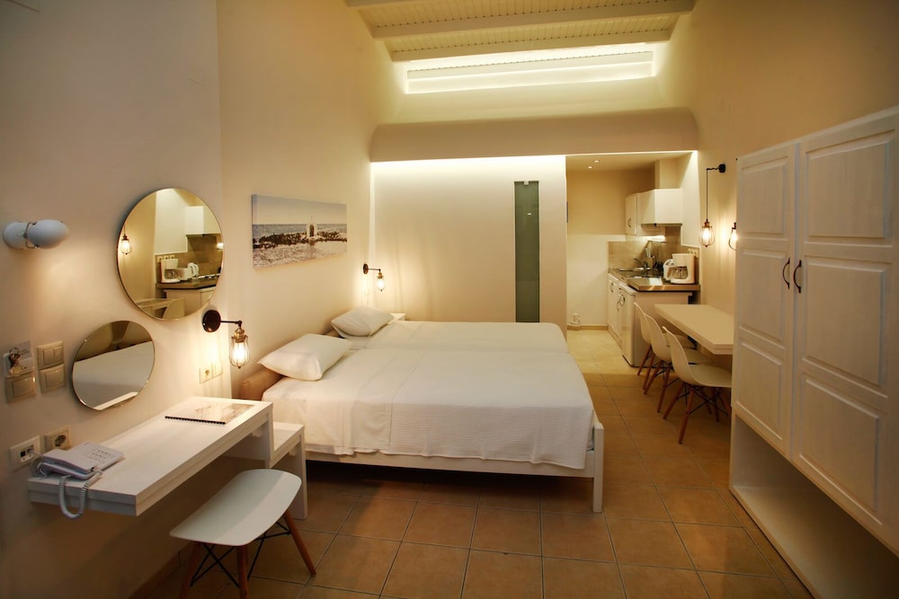 Studios Vasilis - carbon neutral hotel in Chania