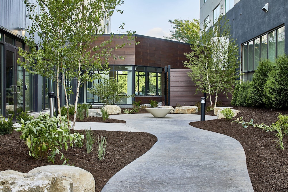 Courtyard by Marriott Minneapolis West - photo 37