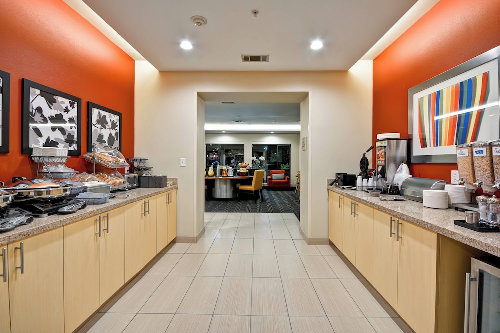 TownePlace Suites by Marriott Dallas Lewisville - photo 30