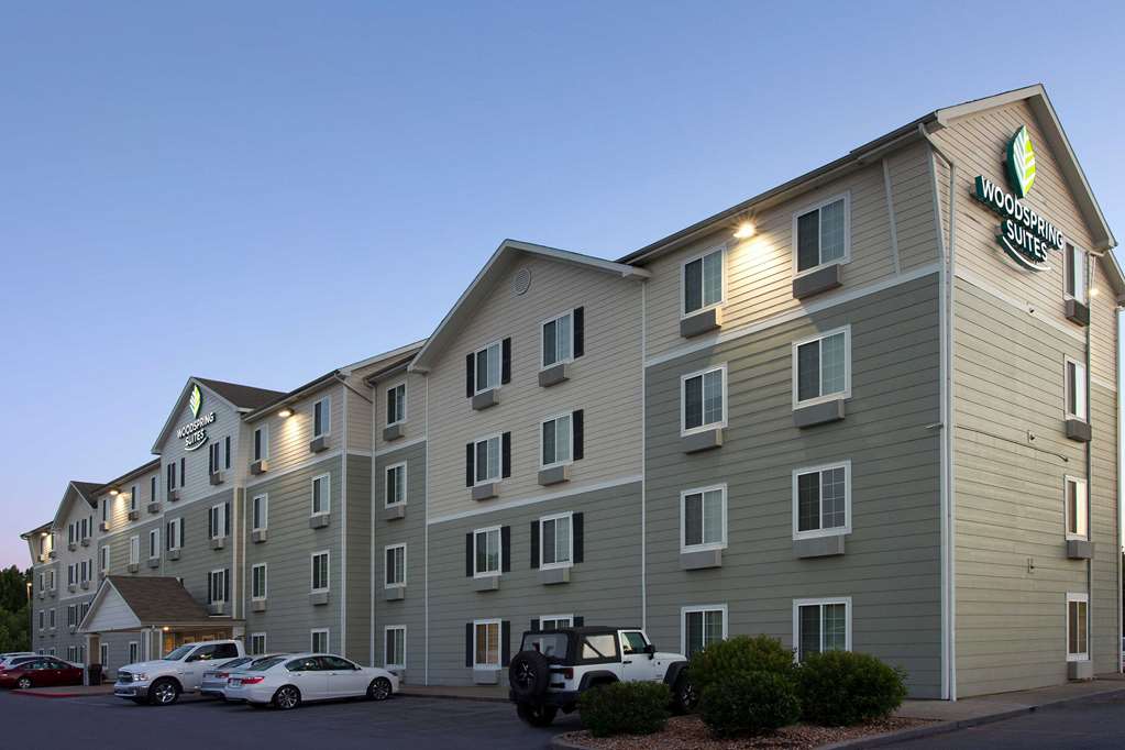 WoodSpring Suites Clarksville Ft Campbell - photo 4