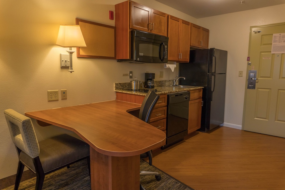Candlewood Suites Abilene By Ihg - photo 17