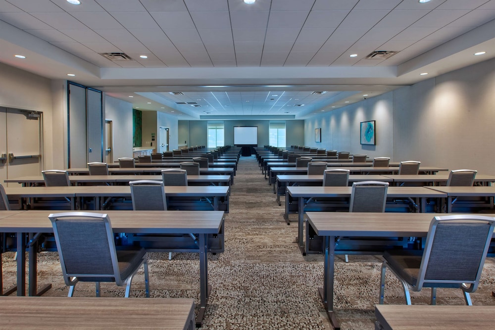 Hilton Garden Inn Columbus Easton - photo 22