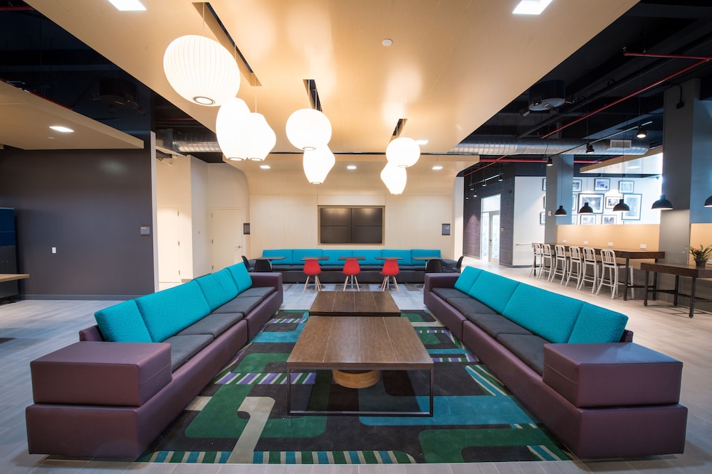 Aloft New York LaGuardia Airport - photo 7