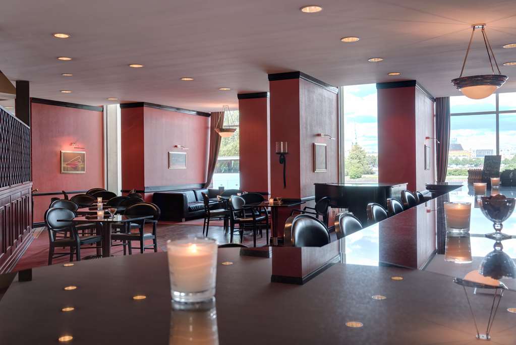 מזון ומשקאות