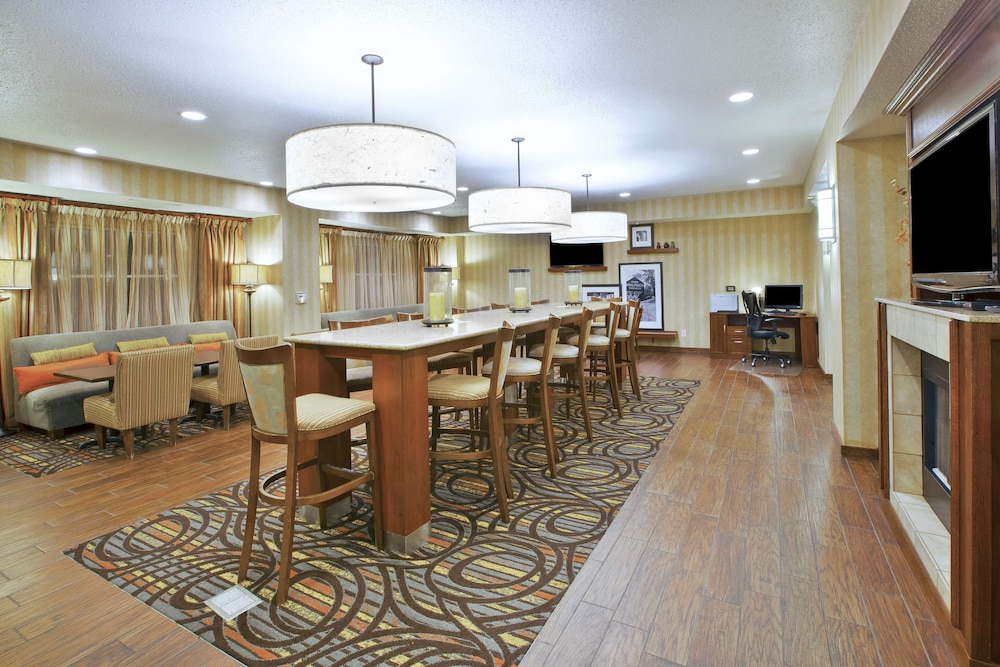 Hampton Inn Pittsburgh Area Beaver Valley CenterTownship - photo 2