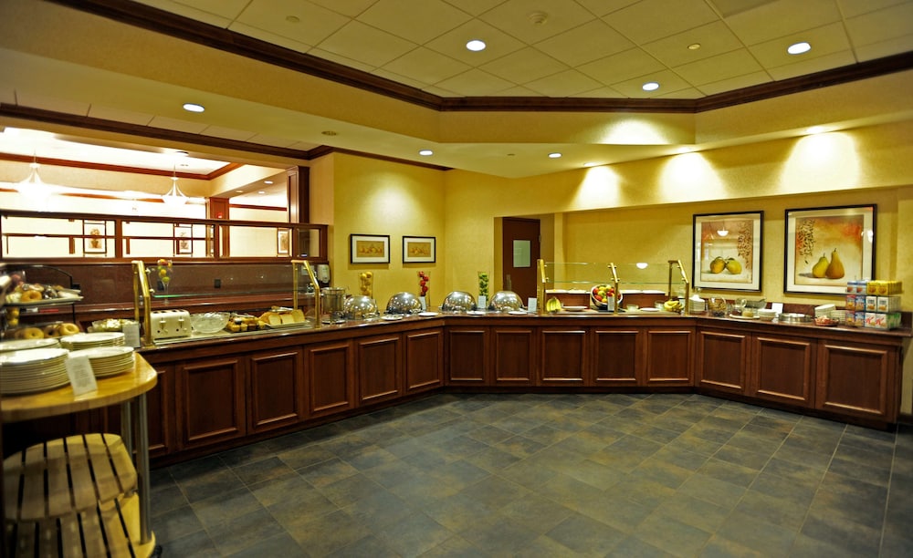 DoubleTree by Hilton Pittsburgh Green Tree - photo 25