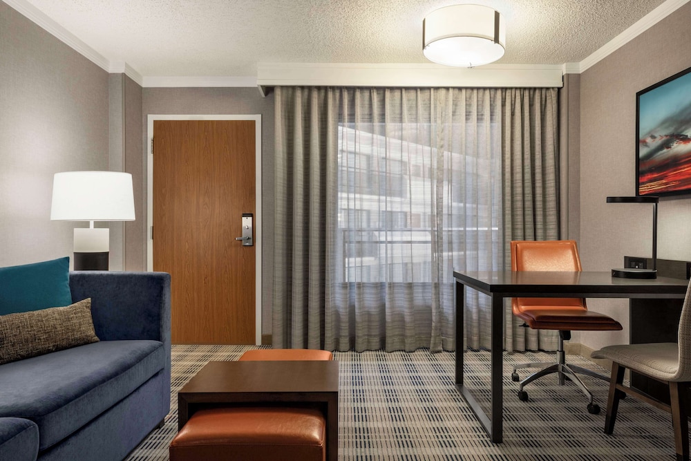 Embassy Suites by Hilton Kansas City Overland Park - photo 18