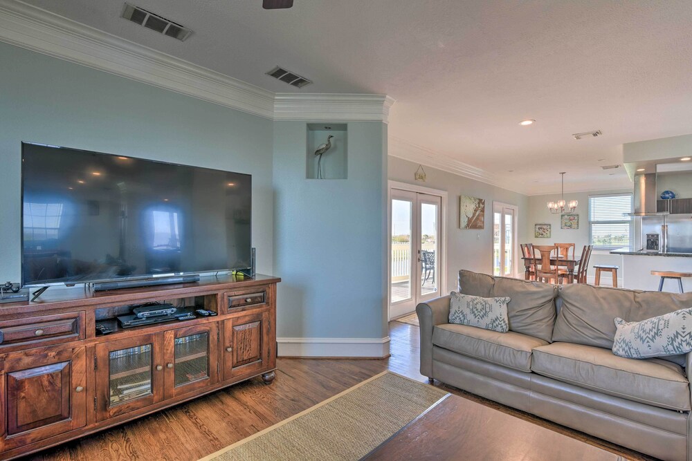 Bay Views Family Friendly Galveston Resort House - photo 3