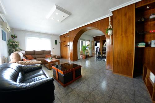 Villa Meli — 4-Star Luxury Hotel in Villarejo De Salvanes, Spain