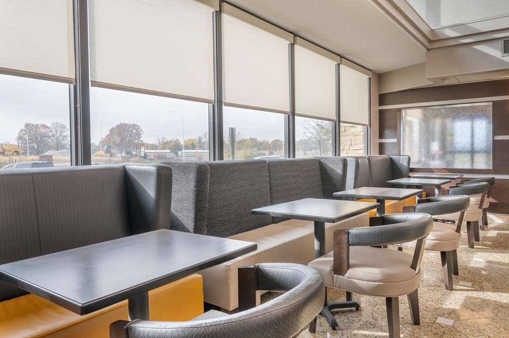 Drury Inn & Suites Champaign - photo 9
