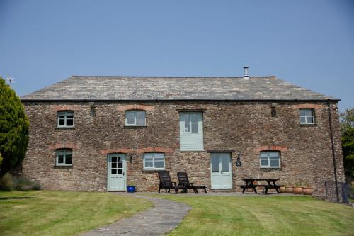 Rose Cottage — 4-Star Luxury Hotel in Bude, United Kingdom