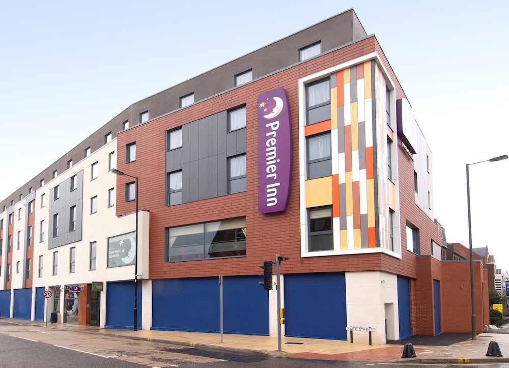 Premier Inn Camberley — hotel in Camberley