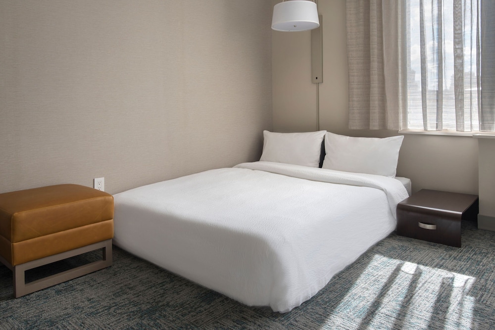 TownePlace Suites by Marriott New York Brooklyn - photo 7