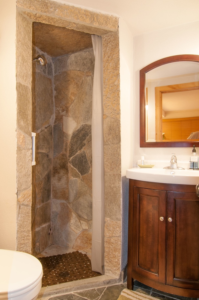 Boise Hillside Suites - photo 28