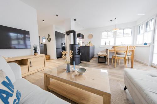 Haus Q Superior Hälfte 1 — 4-Star Luxury Hotel in Zingst, Germany