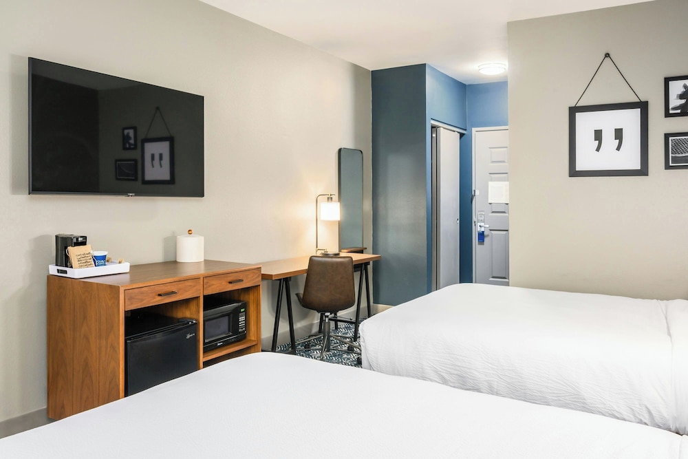 Four Points by Sheraton Bedford Manchester Airport - photo 41