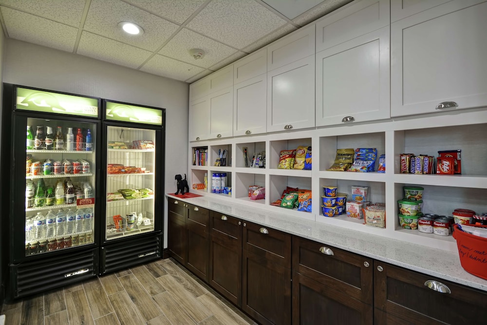 Homewood Suites by Hilton Palm Desert - photo 33