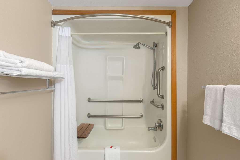 Super 8 by Wyndham Eureka Springs - photo 12