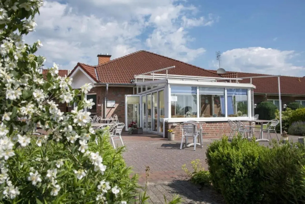 Hotel Am Deich - last minute hotel in Apen