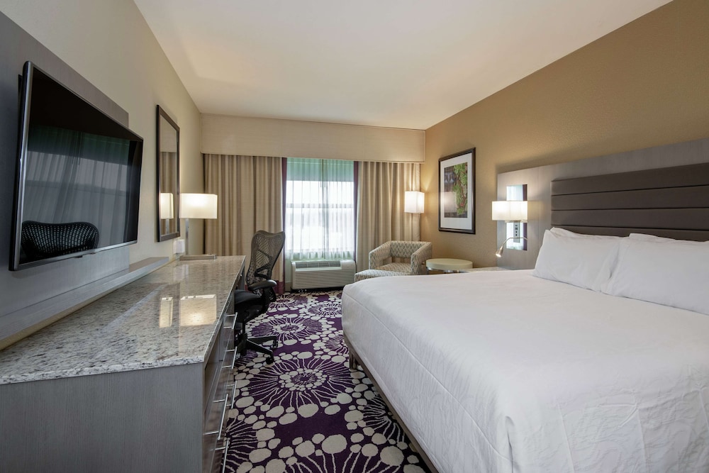 Hilton Garden Inn Raleigh Crabtree Valley - photo 9