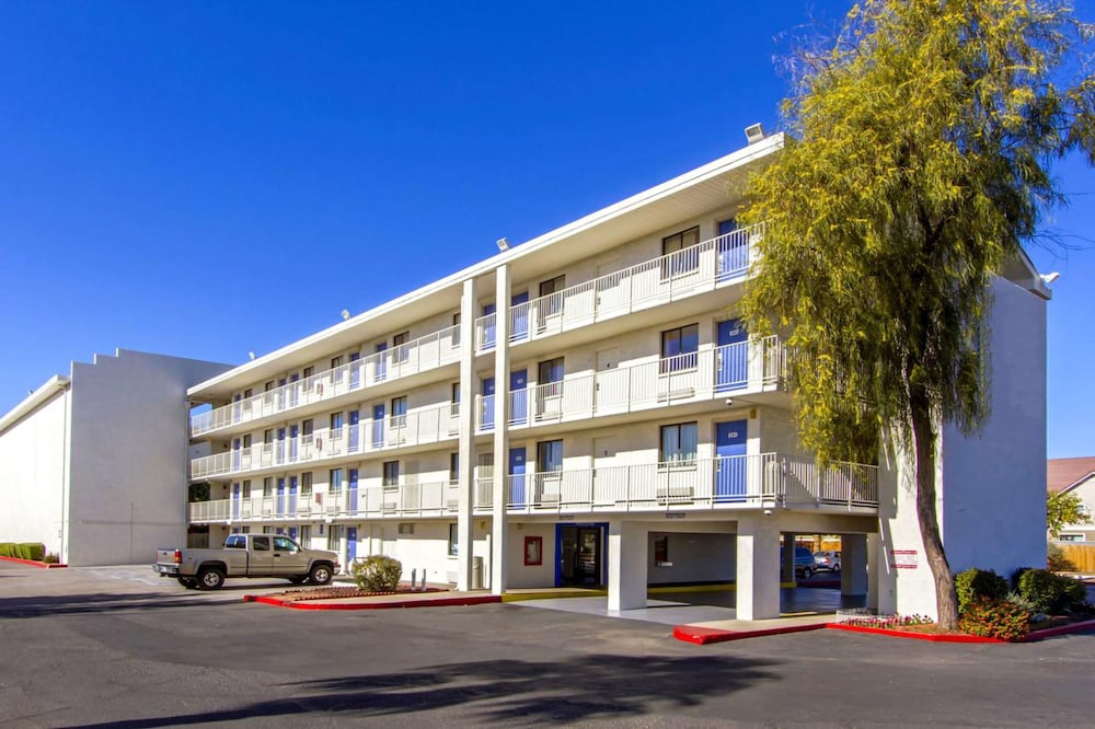 Phoenix Inn - photo 3