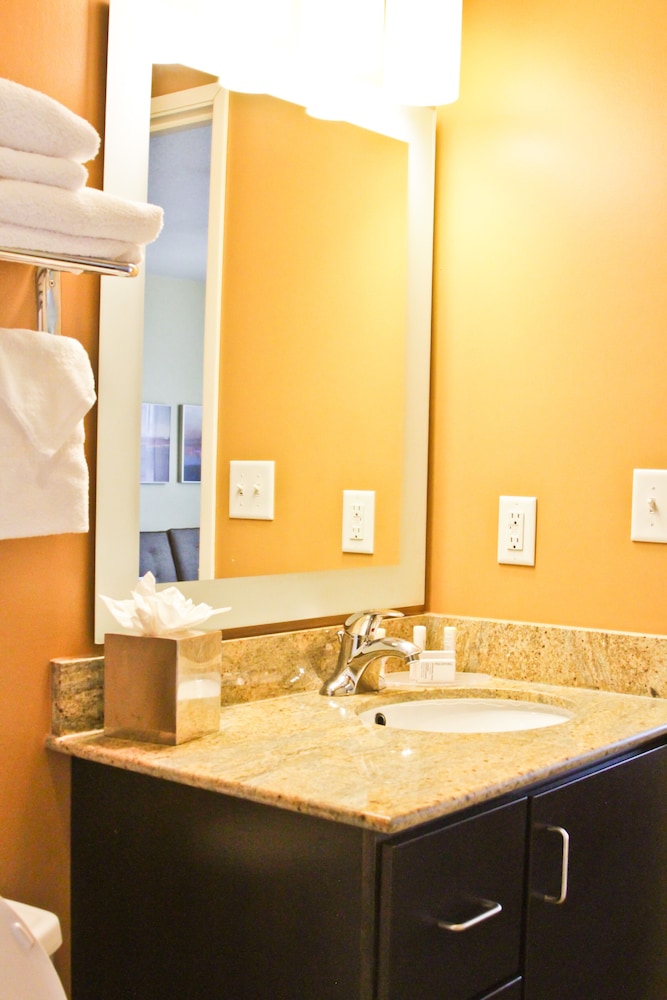 Towneplace Suites by Marriott Broken Arrow - photo 41