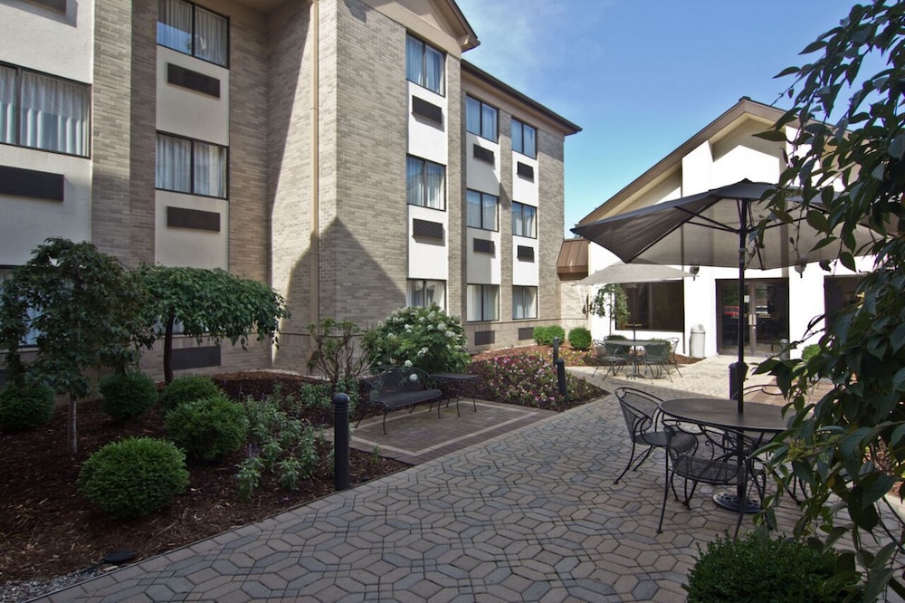 Hampton Inn & Suites Chillicothe - photo 73