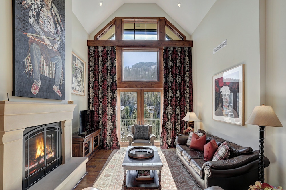Legendary Lodging at the Ritz Carlton Residences Vail — 4-Star Luxury Hotel in Vail, United States