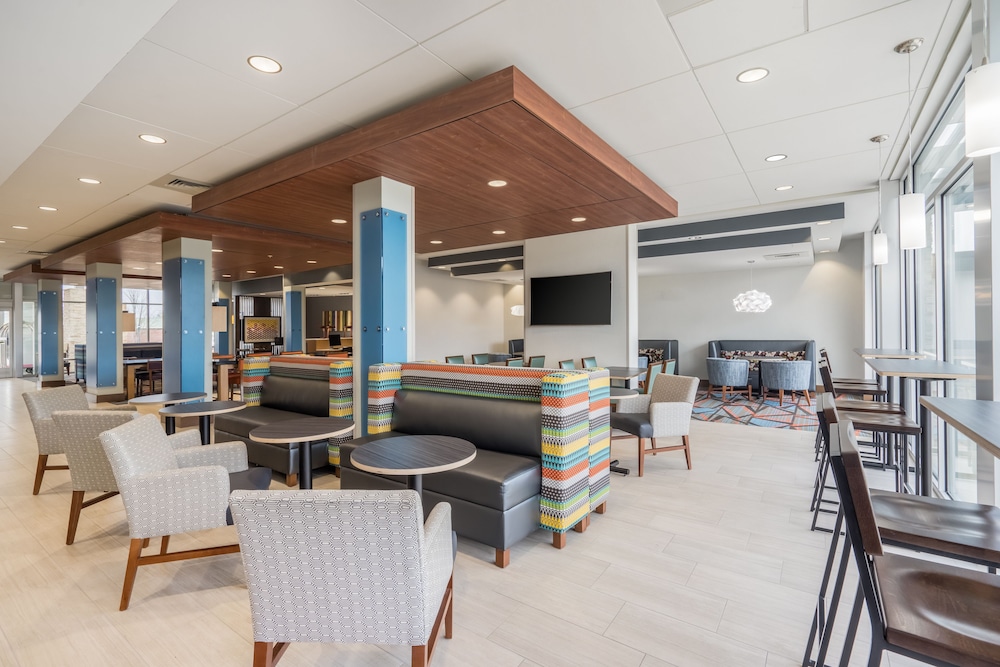 Holiday Inn Express & Suites Greenville SE Simpsonville by IHG - photo 41