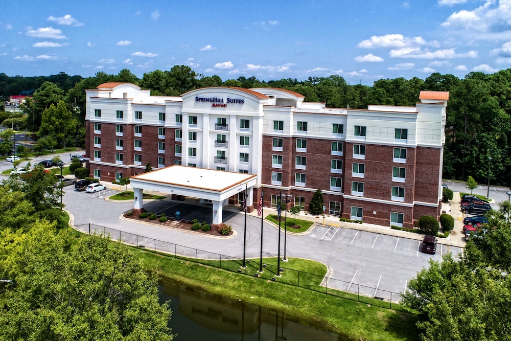 Springhill Suites by Marriott New Bern - photo 26