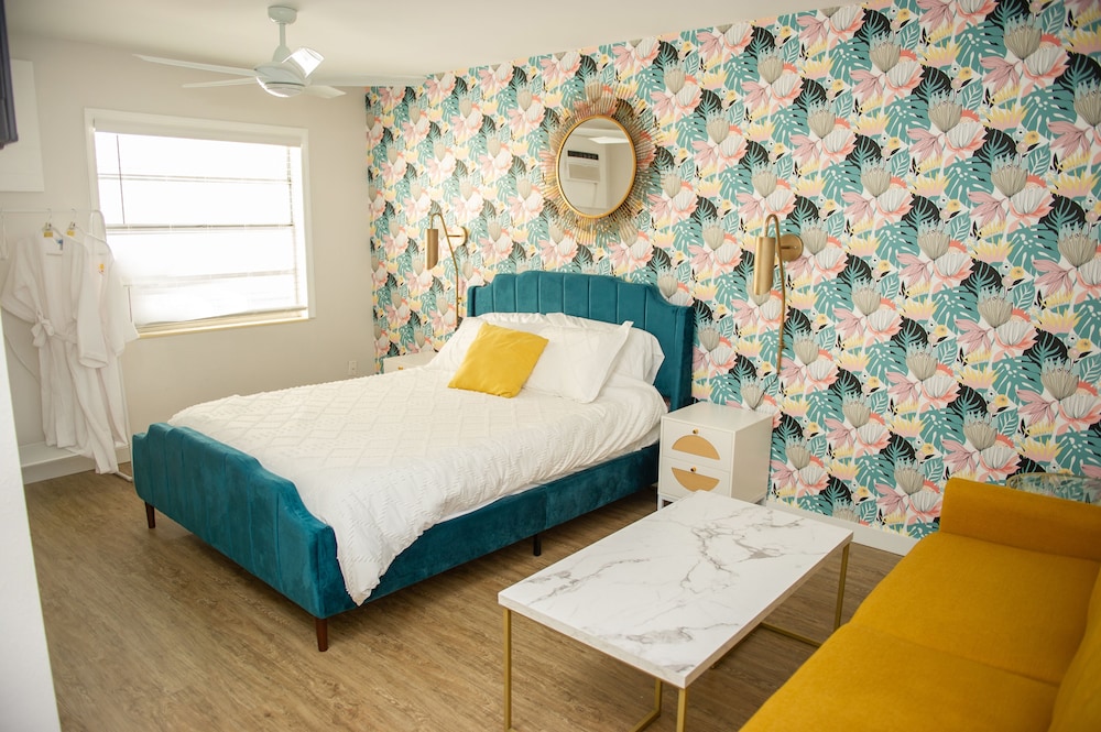 Sunburst Inn - photo 22