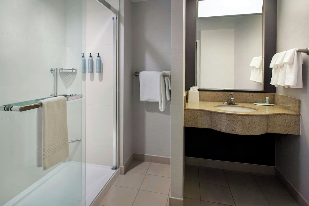 Courtyard by Marriott Paramus - photo 16