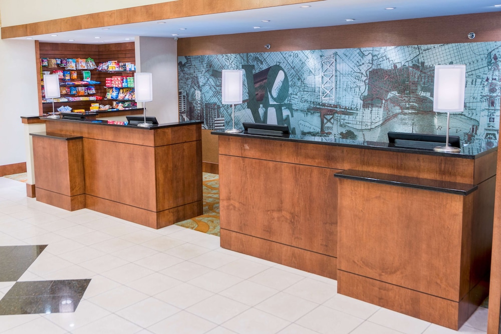 Doubletree by Hilton Philadelphia Airport - photo 7