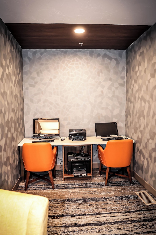 Holiday Inn Express Hotel & Suites Douglas by IHG - photo 46