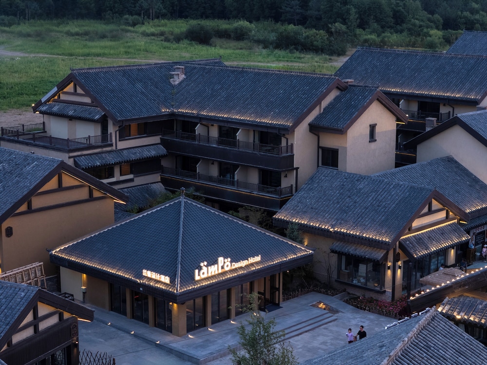 Changbai Mountain Lanpu Design Hotel in Tongzilin, People's Republic of China