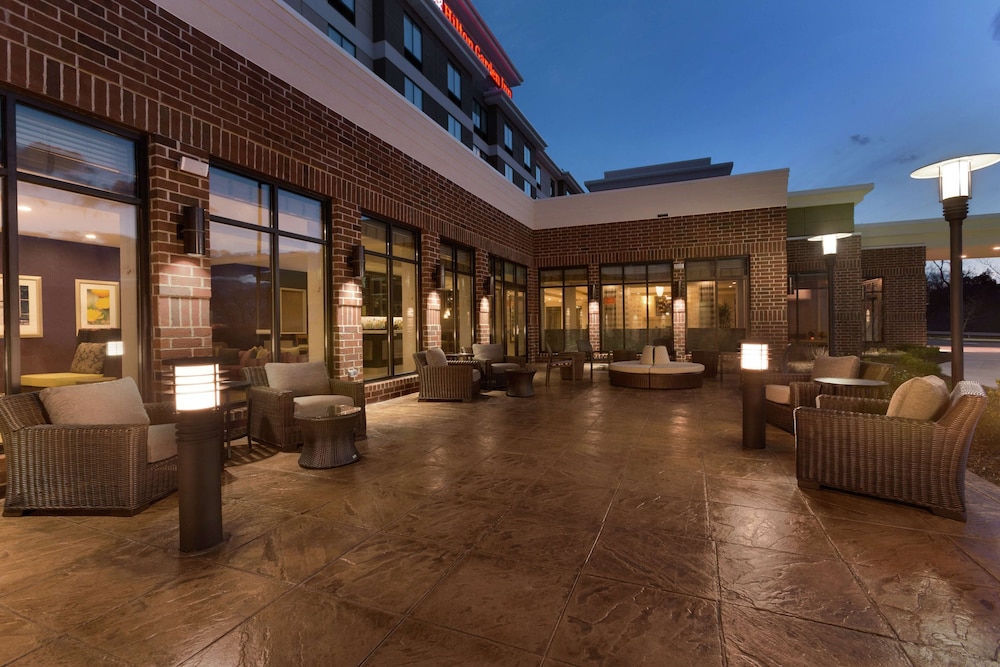 Hilton Garden Inn Pittsburgh Airport South Robinson Mall - photo 33